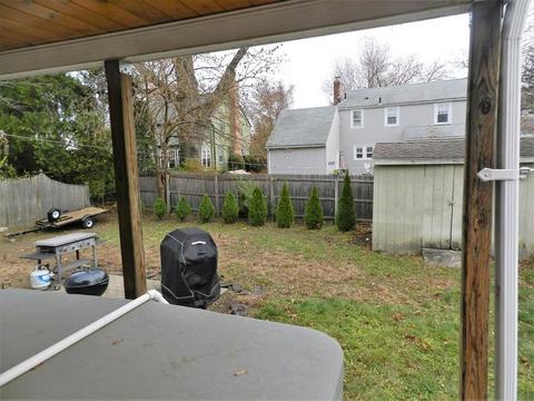 69 Gillette Cir, Springfield, MA 01118 photo 18