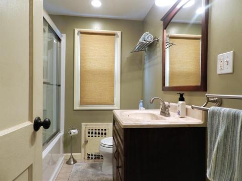 69 Gillette Cir, Springfield, MA 01118 photo 16
