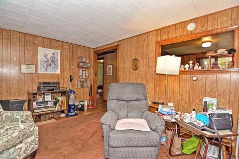 8 Collins Ave, Gloucester, MA 01930 photo 9