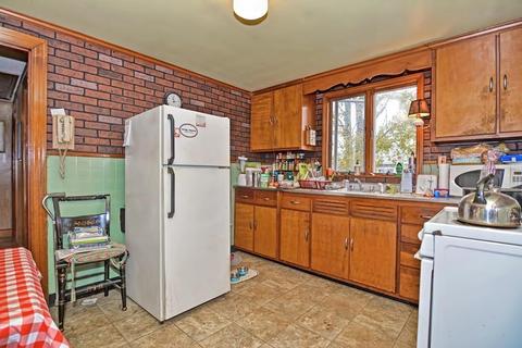 8 Collins Ave, Gloucester, MA 01930 photo 10