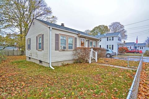 8 Collins Ave, Gloucester, MA 01930 photo 3