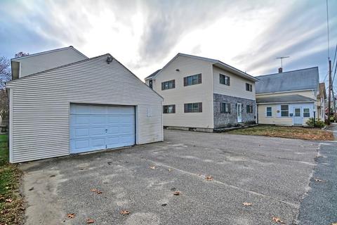 106 Pine St, Clinton, MA 01510 photo 2