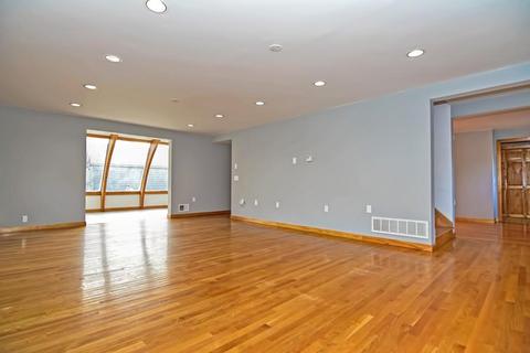 106 Pine St, Clinton, MA 01510 photo 5