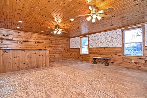 106 Pine St, Clinton, MA 01510 photo 40