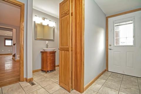 106 Pine St, Clinton, MA 01510 photo 10