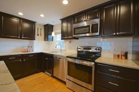 7 Edwin St, Reading, MA 01867 photo 4