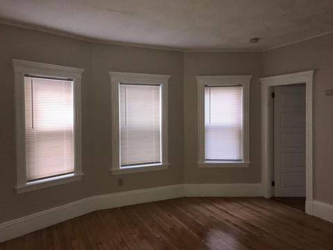 58 Vernal St, Everett, MA 02149 photo 4