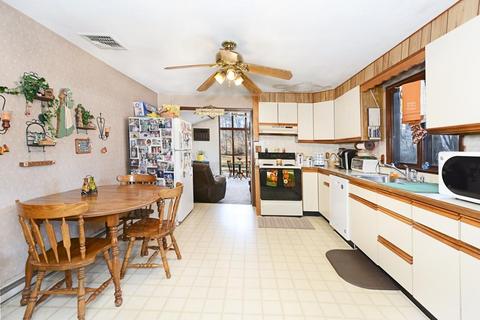 7 Monterey Dr, Cherry Valley, MA 01611 photo 16