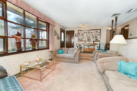 7 Monterey Dr, Cherry Valley, MA 01611 photo 14