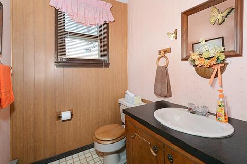 7 Monterey Dr, Cherry Valley, MA 01611 photo 19