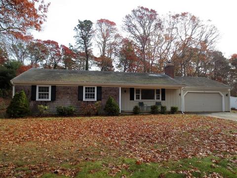 198 Longview Dr, Barnstable, MA 02632 photo 1