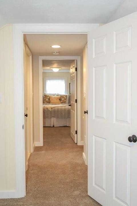 33 Macarthur Rd, Beverly, MA 01915 photo 17