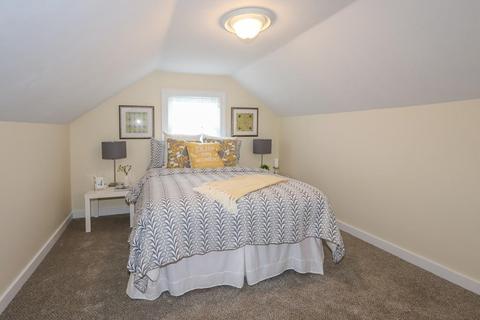 33 Macarthur Rd, Beverly, MA 01915 photo 18