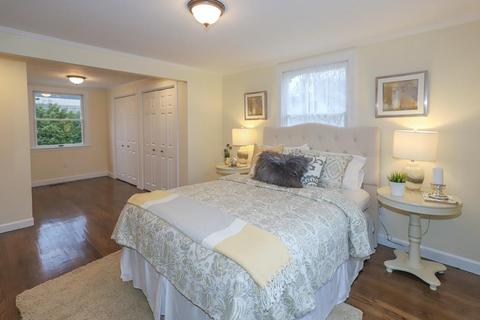 33 Macarthur Rd, Beverly, MA 01915 photo 12