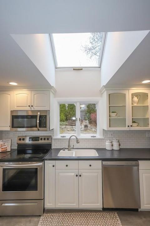 33 Macarthur Rd, Beverly, MA 01915 photo 4