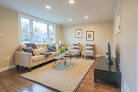 33 Macarthur Rd, Beverly, MA 01915 photo 7