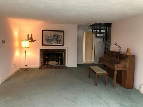 360 Ocean Ave, Marblehead, MA 01945 photo 2