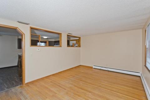 663 Pendleton Ave, Chicopee, MA 01020 photo 6