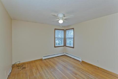 663 Pendleton Ave, Chicopee, MA 01020 photo 10