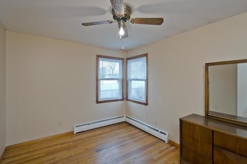 663 Pendleton Ave, Chicopee, MA 01020 photo 11
