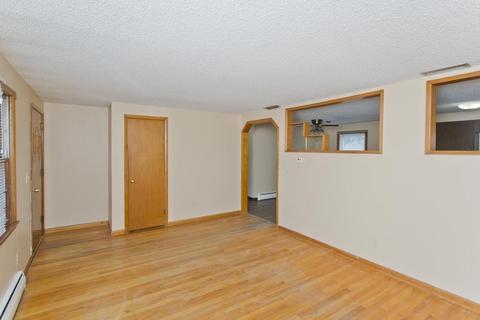 663 Pendleton Ave, Chicopee, MA 01020 photo 7