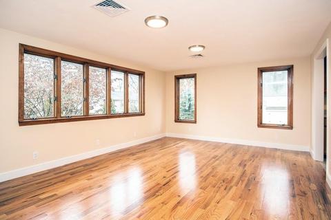 29 Pinehurst Ave, Saugus, MA 01906 photo 8