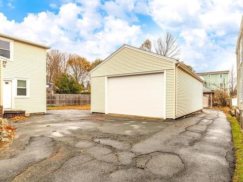 44 High St, Danvers, MA 01923 photo 3
