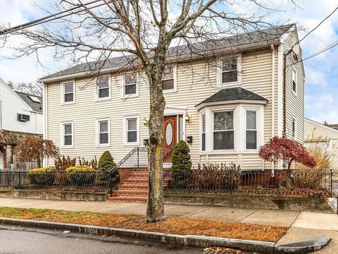 44 High St, Danvers, MA 01923 photo 2