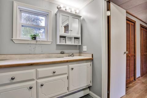 432 Middle Rd, Brentwood, NH 03833 photo 35
