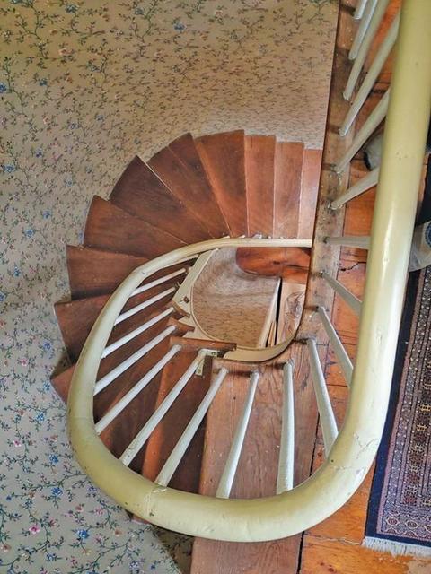 7 Sutton St, Uxbridge, MA 01569 photo 5