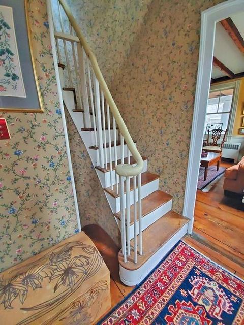 7 Sutton St, Uxbridge, MA 01569 photo 4