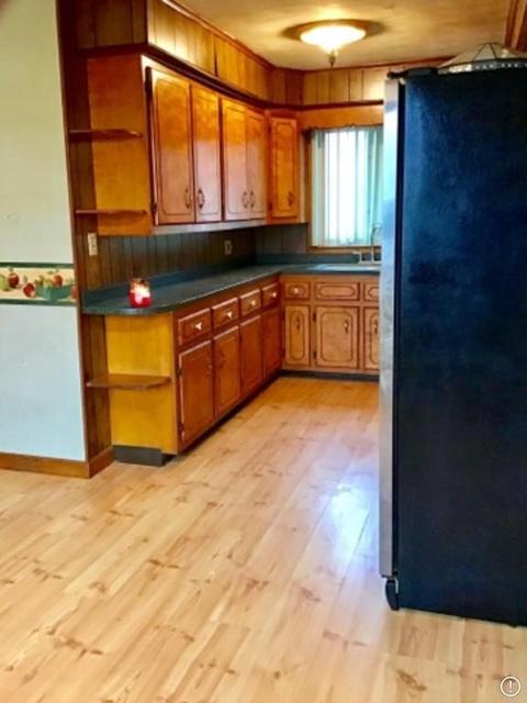 42 Stockton St, Fall River, MA 02721 photo 5