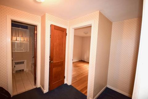 40 Old Brook Rd, Springfield, MA 01118 photo 6