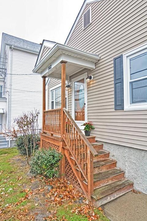 542 Mount Hope Ave, Fall River, MA 02724 photo 3