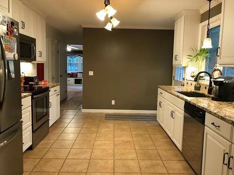 16 Pinecrest Cir, Ware, MA 01082 photo 4