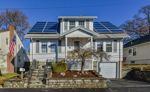 61 Riverview St, Dedham, MA 02026 photo 1