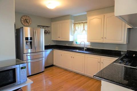 59 Whitins Rd, Sutton, MA 01590 photo 10