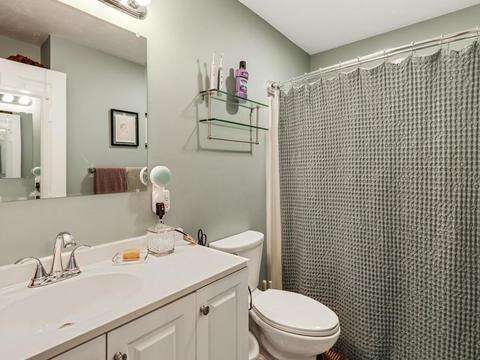 61 Sherbrook Ave, Worcester, MA 01604 photo 15