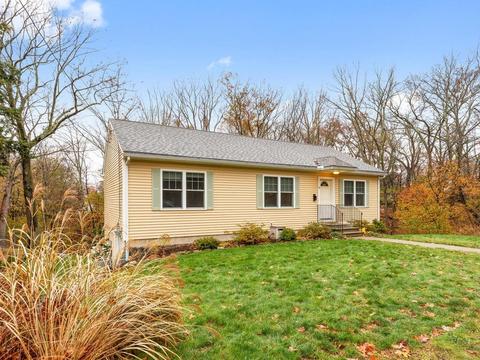 61 Sherbrook Ave, Worcester, MA 01604 photo 2