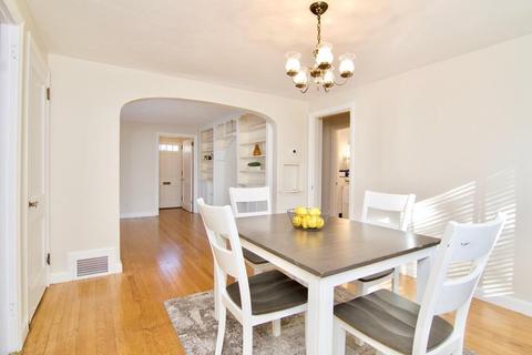 15 Strathmore St, Springfield, MA 01109 photo 15