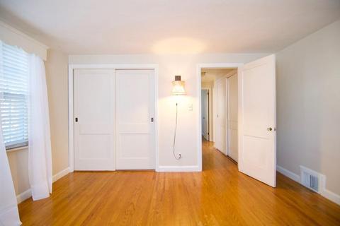 15 Strathmore St, Springfield, MA 01109 photo 22