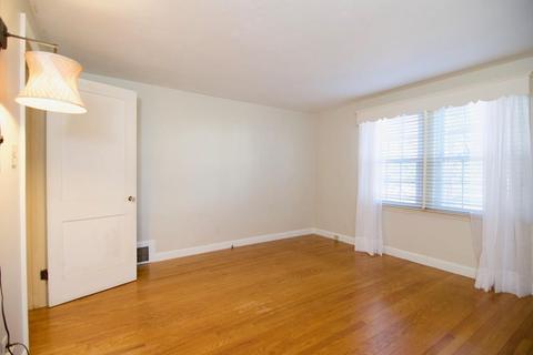 15 Strathmore St, Springfield, MA 01109 photo 20