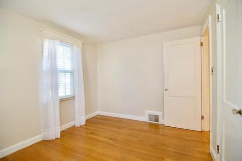 15 Strathmore St, Springfield, MA 01109 photo 25