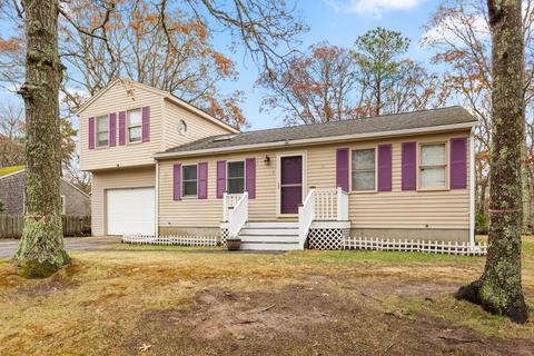 5 Devonshire Dr, Mashpee, MA 02649 photo 3