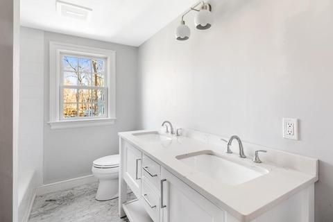 52 Union St, Hingham, MA 02043 photo 15