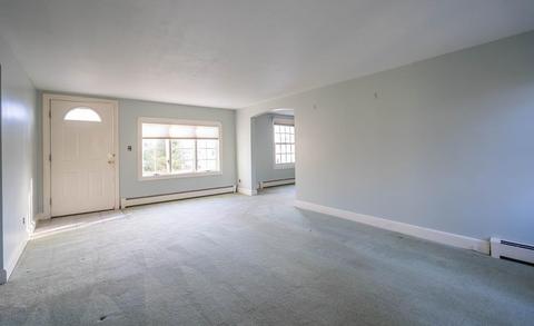6 Spring St, Spencer, MA 01562 photo 8