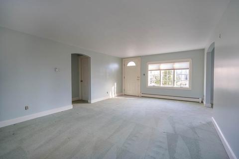 6 Spring St, Spencer, MA 01562 photo 7