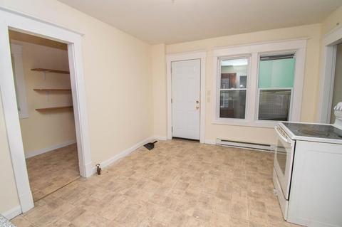 40 Mazarin St, Springfield, MA 01151 photo 5