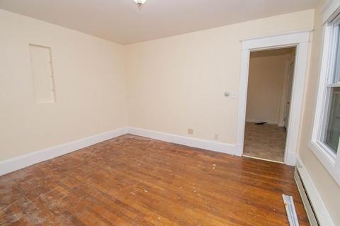 40 Mazarin St, Springfield, MA 01151 photo 9