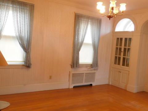 67 Highland St, Woonsocket, RI 02895 photo 14